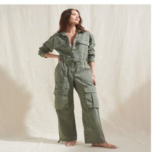 Abercrombie trendy cargo jumper